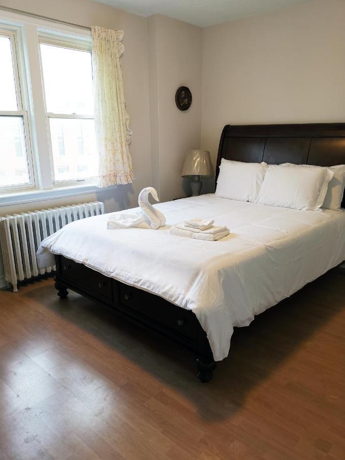 Cozy Private Rm Heart Of North York Free Parking Full Kitchen Close To Downtown Apartment Toronto Exterior foto